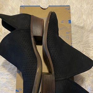 Lucky Brand Black Suede Booties Size 9.5M